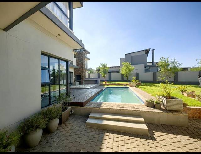 5 BEDROOM HOUSE FOR SALE IN MIDSTREAM RIDGE